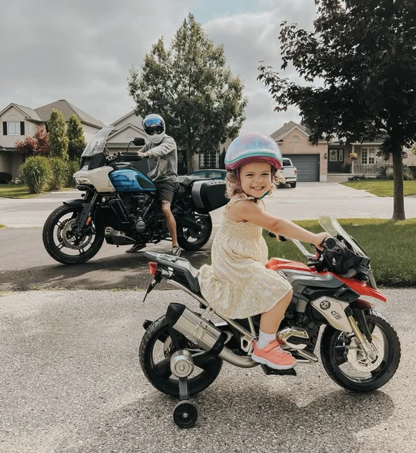 Motorcycle main shot