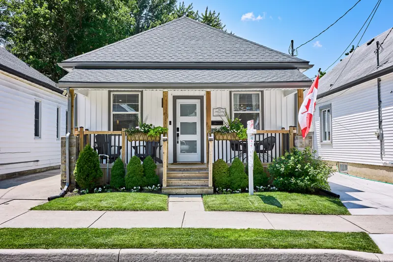 Thumbnail for Real Estate Videography Showcase