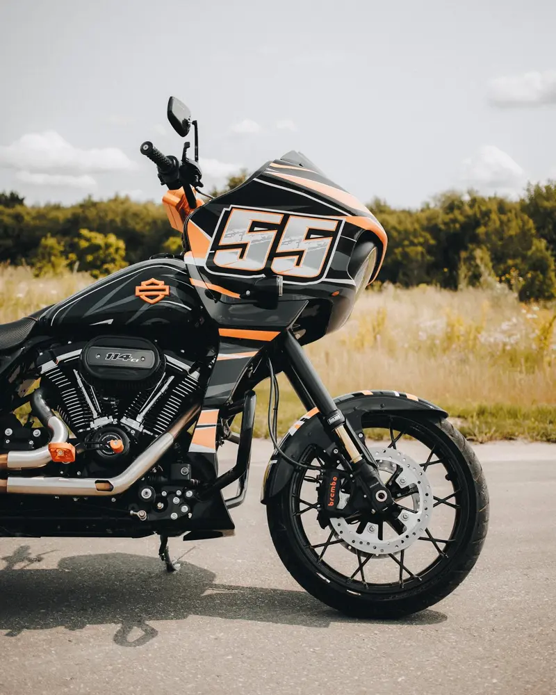 Rocky's Harley-Davidson - Work Sample 15